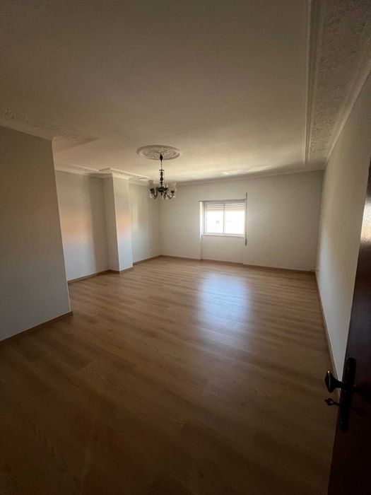 Apartamento espaçoso T3+1 em Belmonte