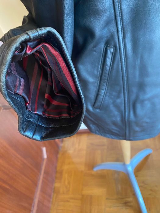 Casaco em couro preto 2