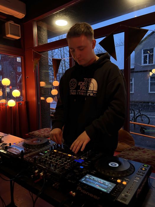 ** KURS DJ'SKI ** WARSZTATY DJ'SKIE * u mnie, lub u Ciebie*