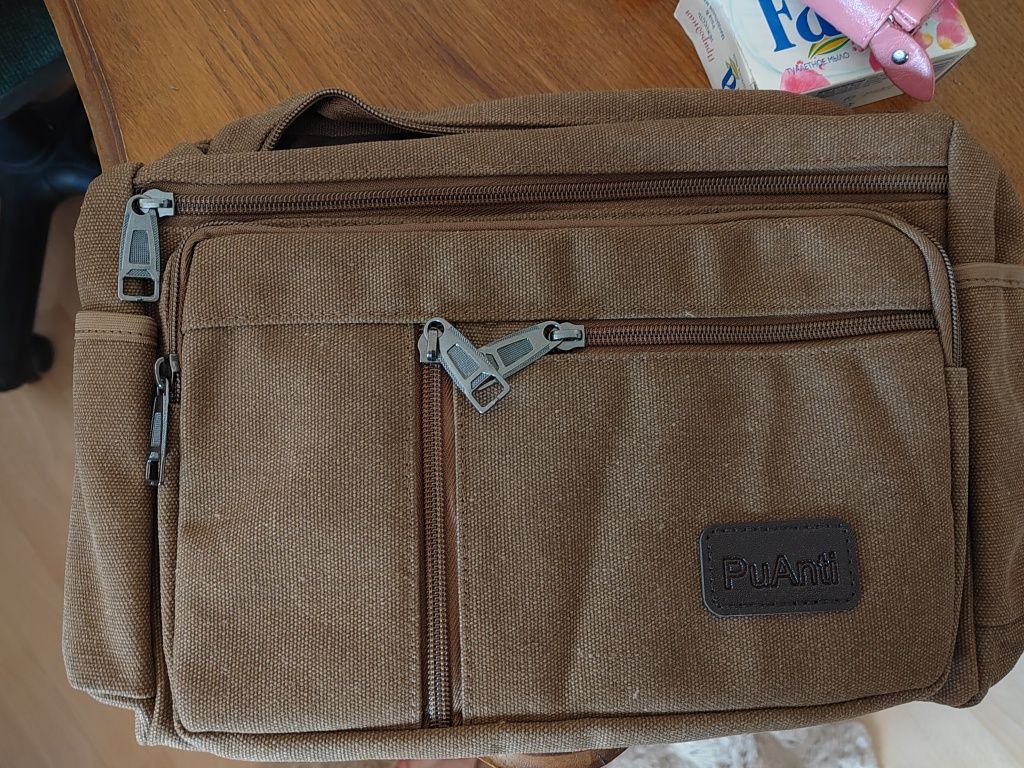 Продам сумку холщовую,цвет Brown.В наличии.