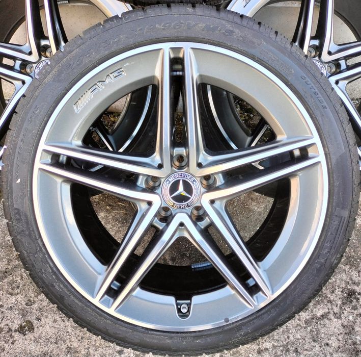 Felgi i opony zimowe Mercedes C 63 AMG 19 cali 5x112 Przód Tył