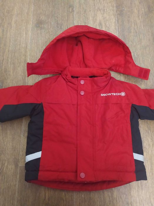 Продам зимний комплект куртка и полукомбинезон Snowtech