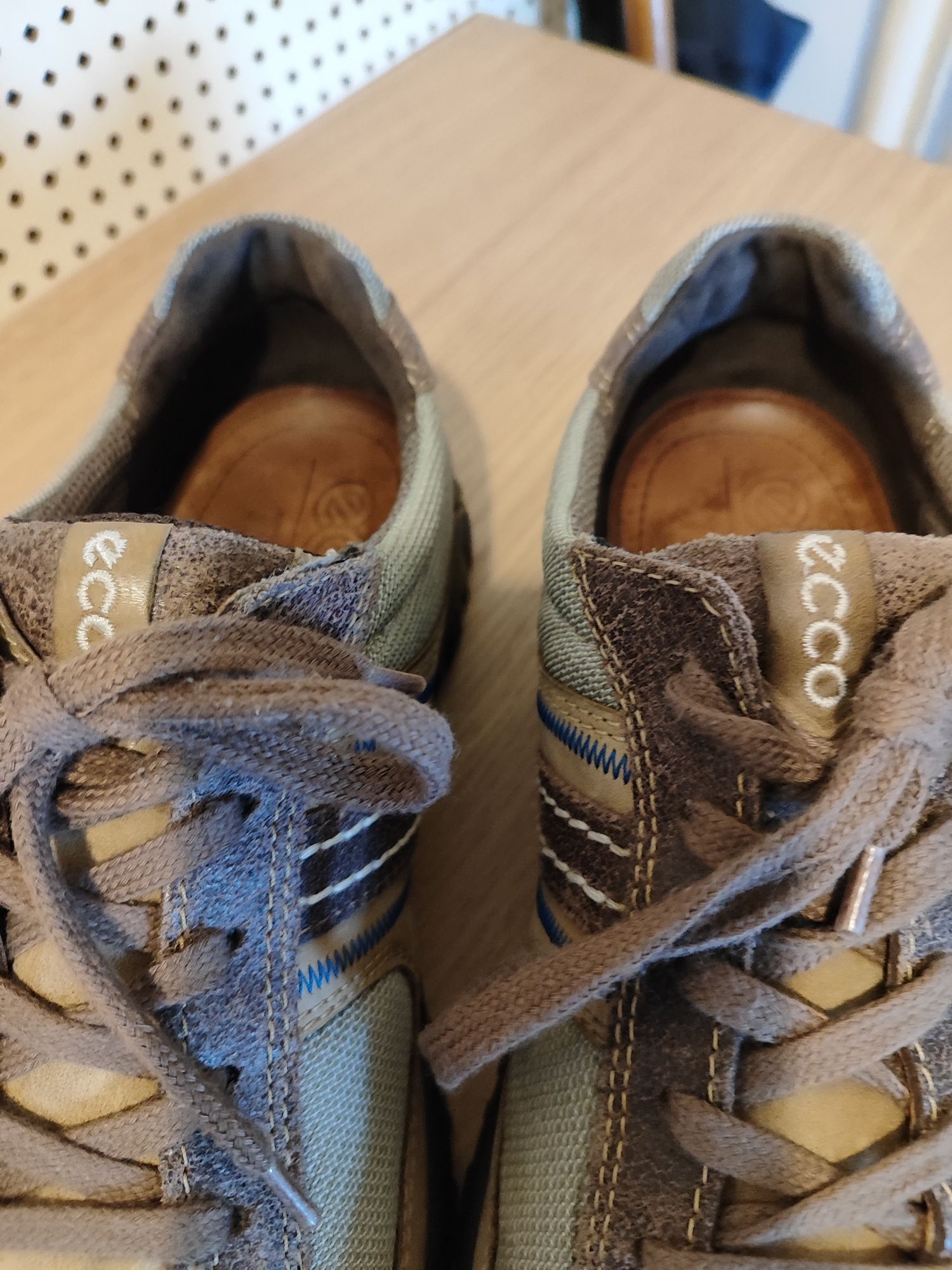 ECCO buty 43 skóra naturalna