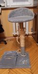Когтеточка для кота с сидюшкой 70см