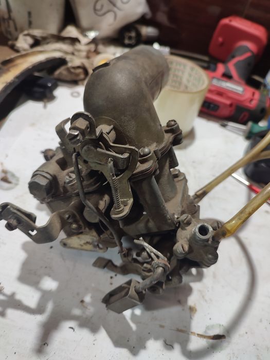 Бензобак, повітряний фільтр та педалі. Розборка ЗАЗ-968 (запорожець).