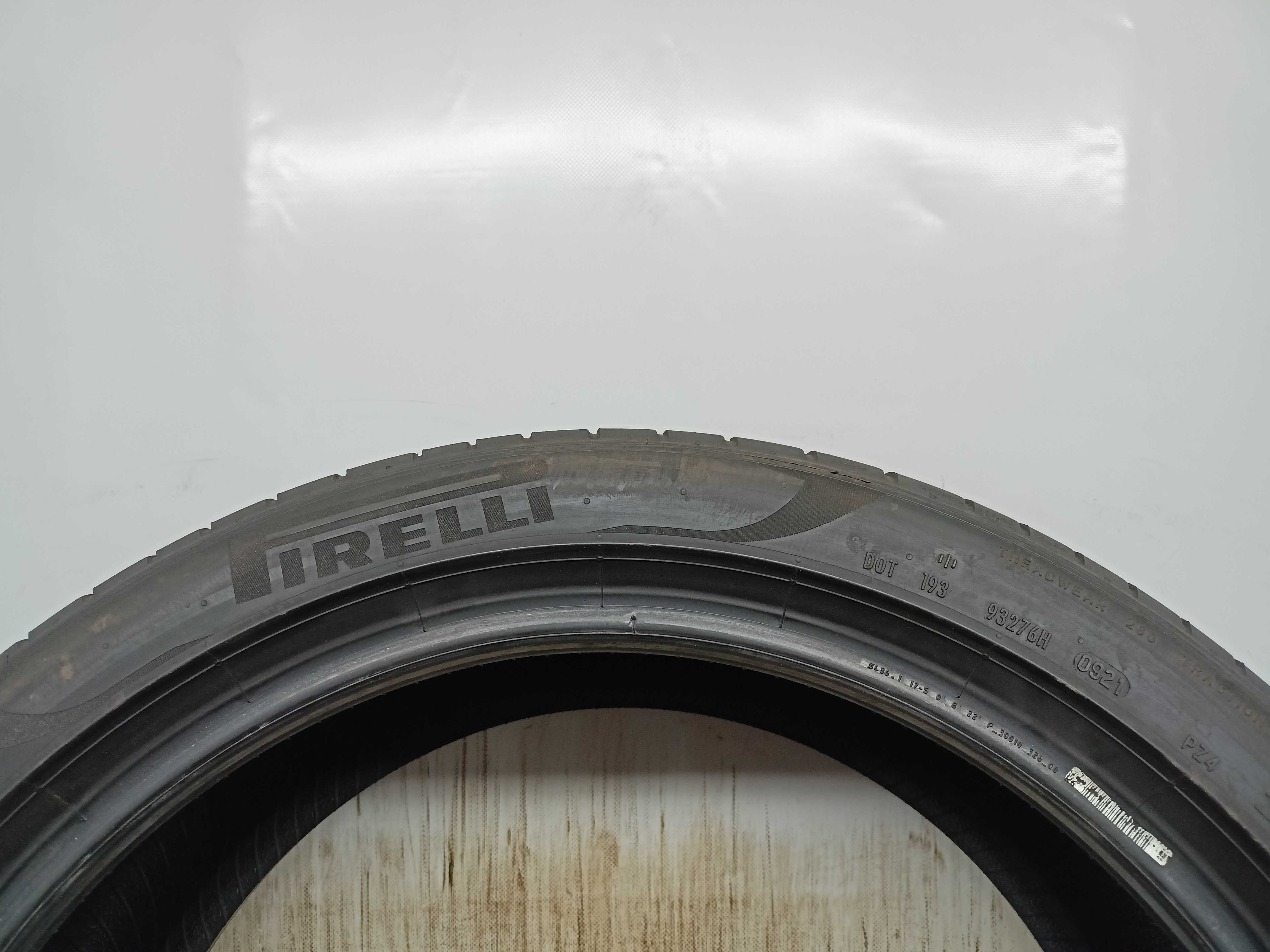 Pirelli Pzero 245/40/19 2021rok 94W 5,5mm (2760)