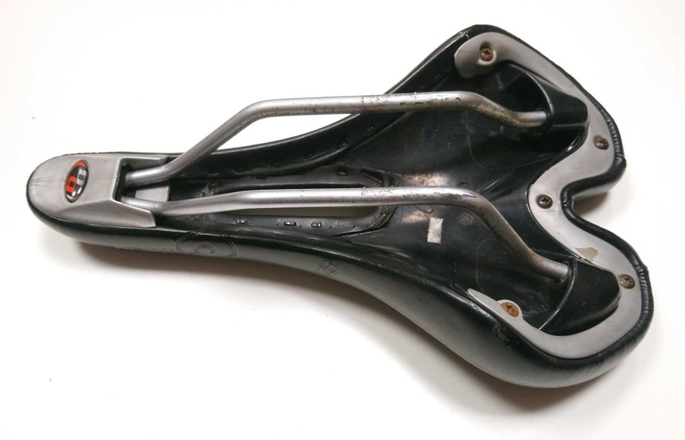 Piękne damskie siodełko żelowe Specialized Lithia 155 Comp 413g