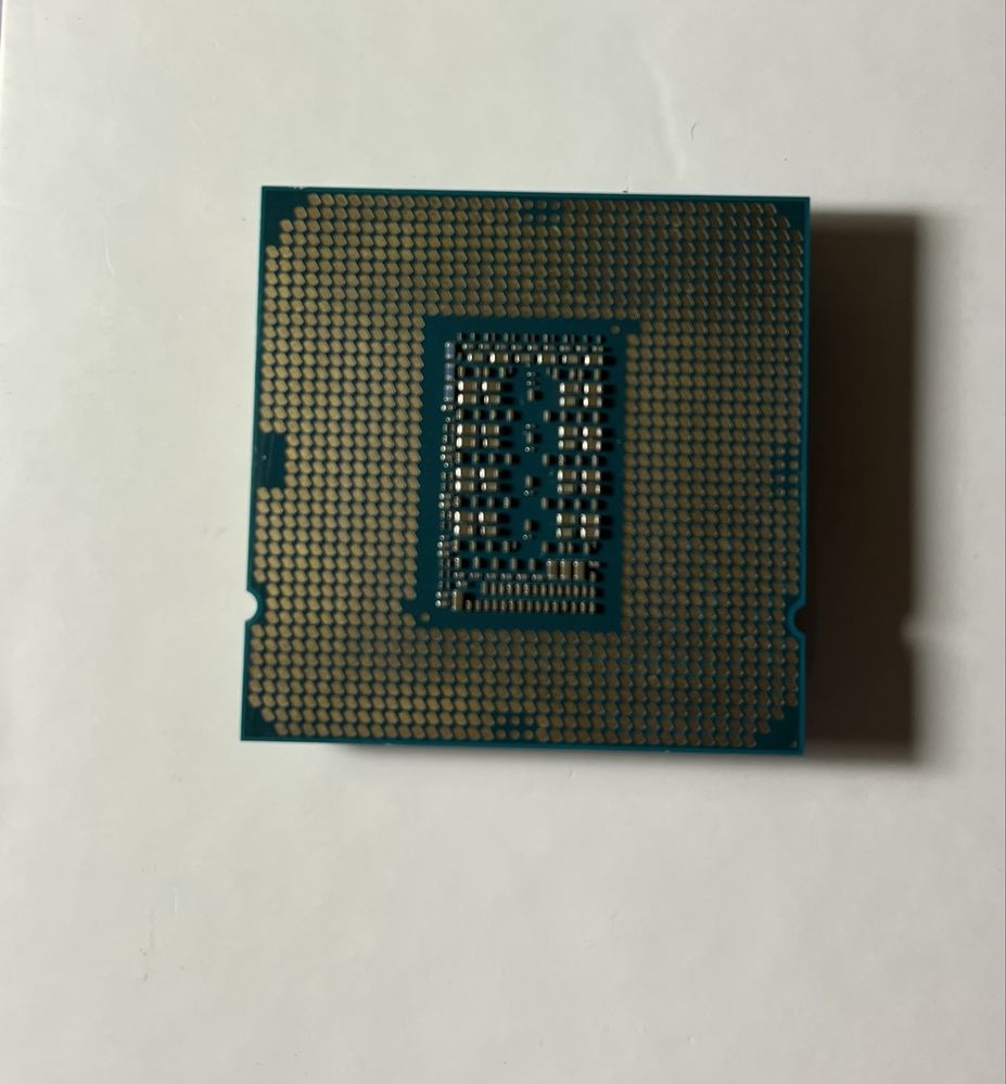 Процесор Intel Core i7-11700