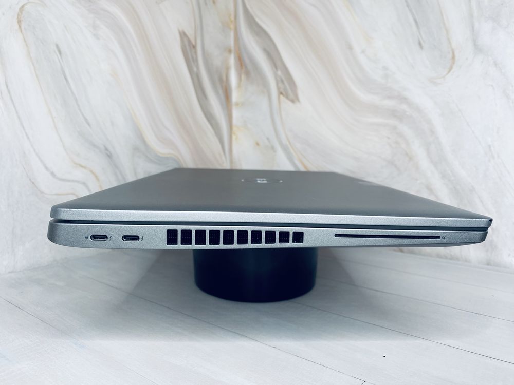 ‼️IrisXe Graphics‼️Dell Latitude 5520 15.6ʼFHD ips i7-1185G7 16/256