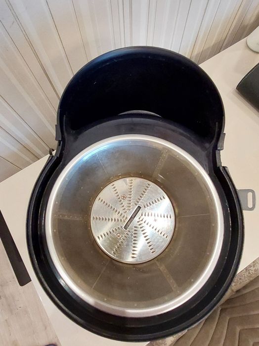 Соковитискач центробіжний Bosch MES3000