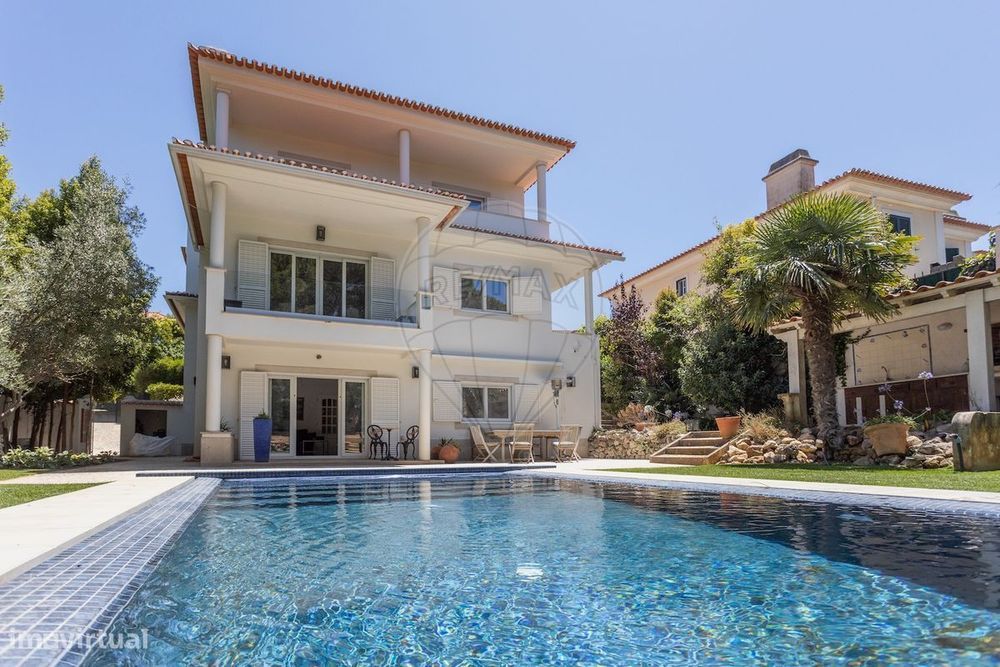 Moradia T4 para venda