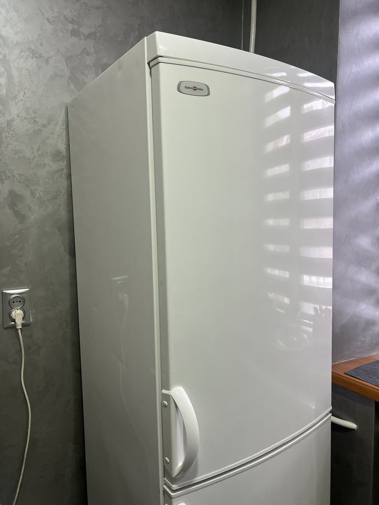 Холодильник Elektro Helios