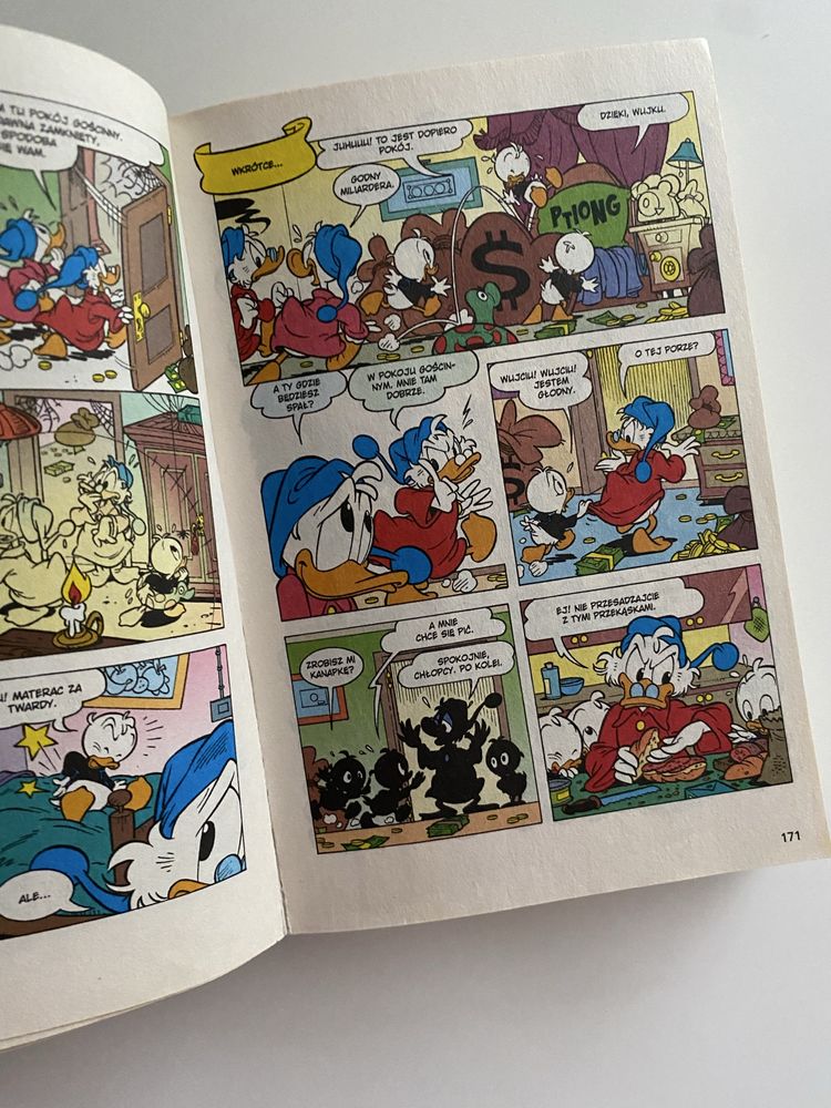 Komiks Kaczor Donald Myszka Miki MegaGiga - 55 - 100 lat.