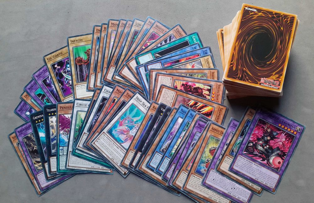 YU-GI-OH- Cj. 240 Cartas