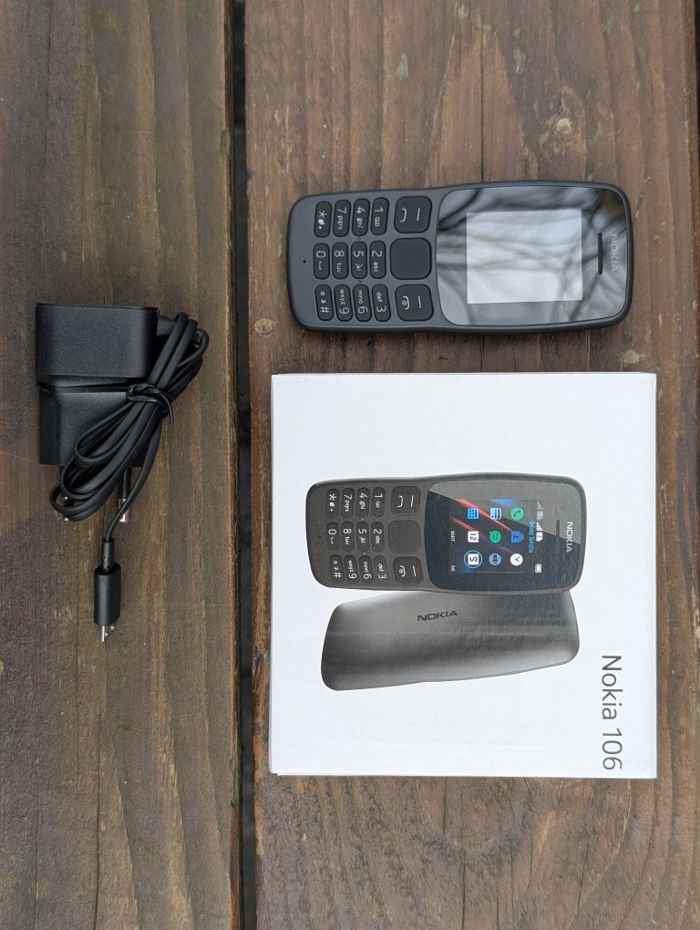 Легендарна Nokia 106 — простий телефон на кожен день