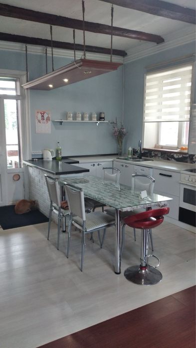 Здам будинок подобово