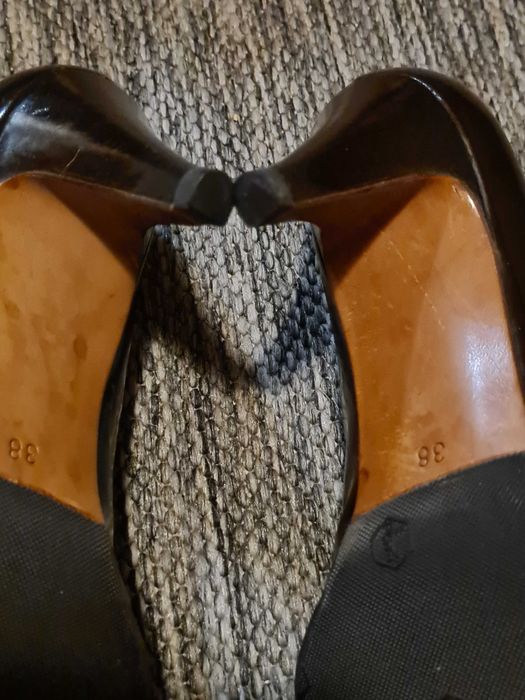 Sapatis de salti alto,tam 38