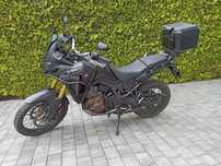 Honda CRF1000 Africa twin. Gmole,  kufer i inne, mały przebieg