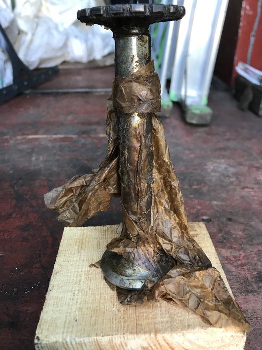 Продам клапан выхлопной к двигателям 1Д6, 1Д12. Новый.