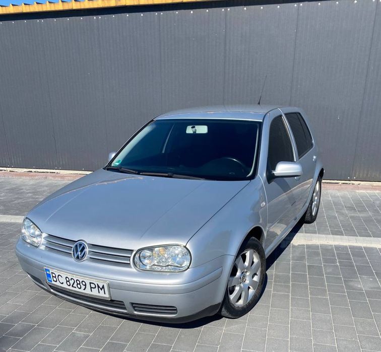Volkswagen golf 4