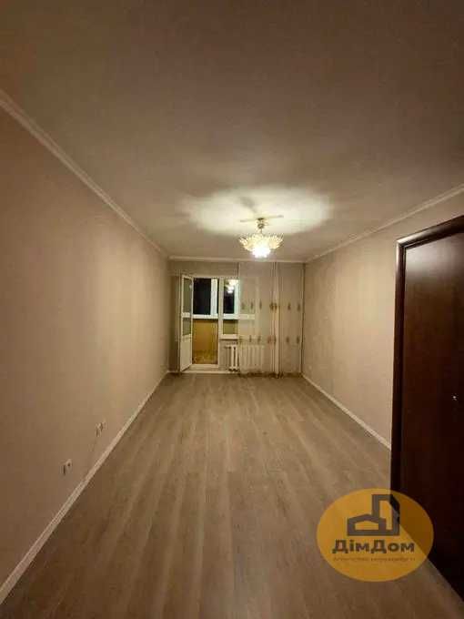 Продаж 3-к., Милославська вулиця 4 , Деснянський р-н.