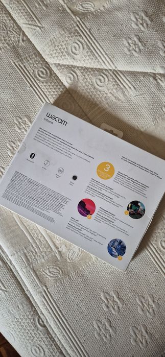 Wacom Intuos M - mesa digitalizadoras NOVA