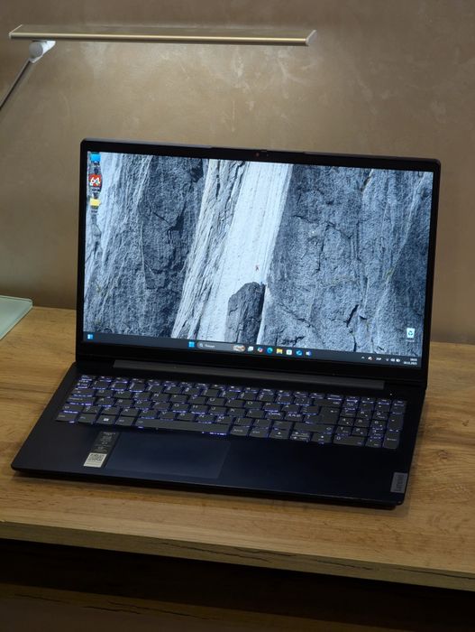 Великий Ультрабук Lenovo IdeaPad 3 15ITL6 i3/11th FHD 8/128