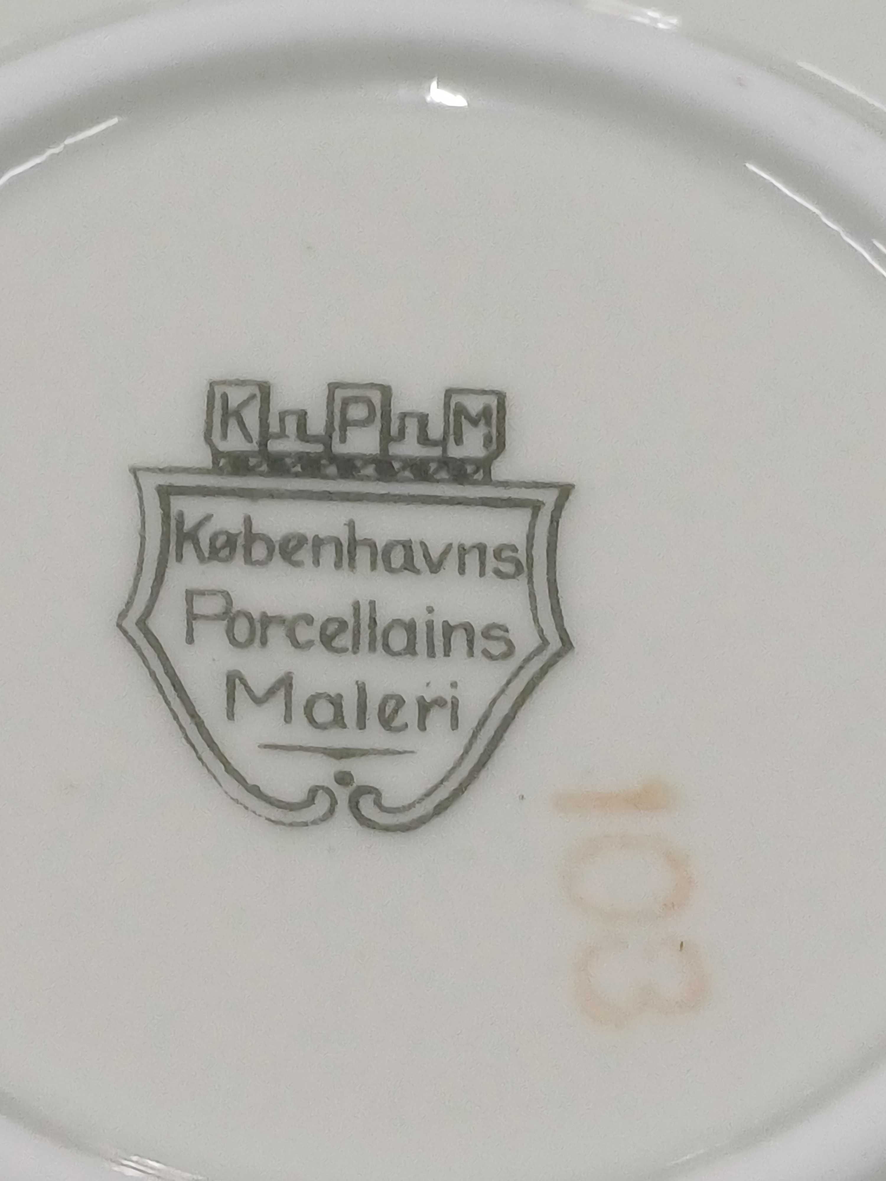 Patera porcelana KPM śred.27,5cm. (P.4286)