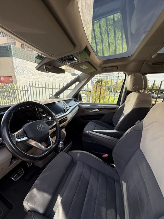 Multivan 2022 bem conservada