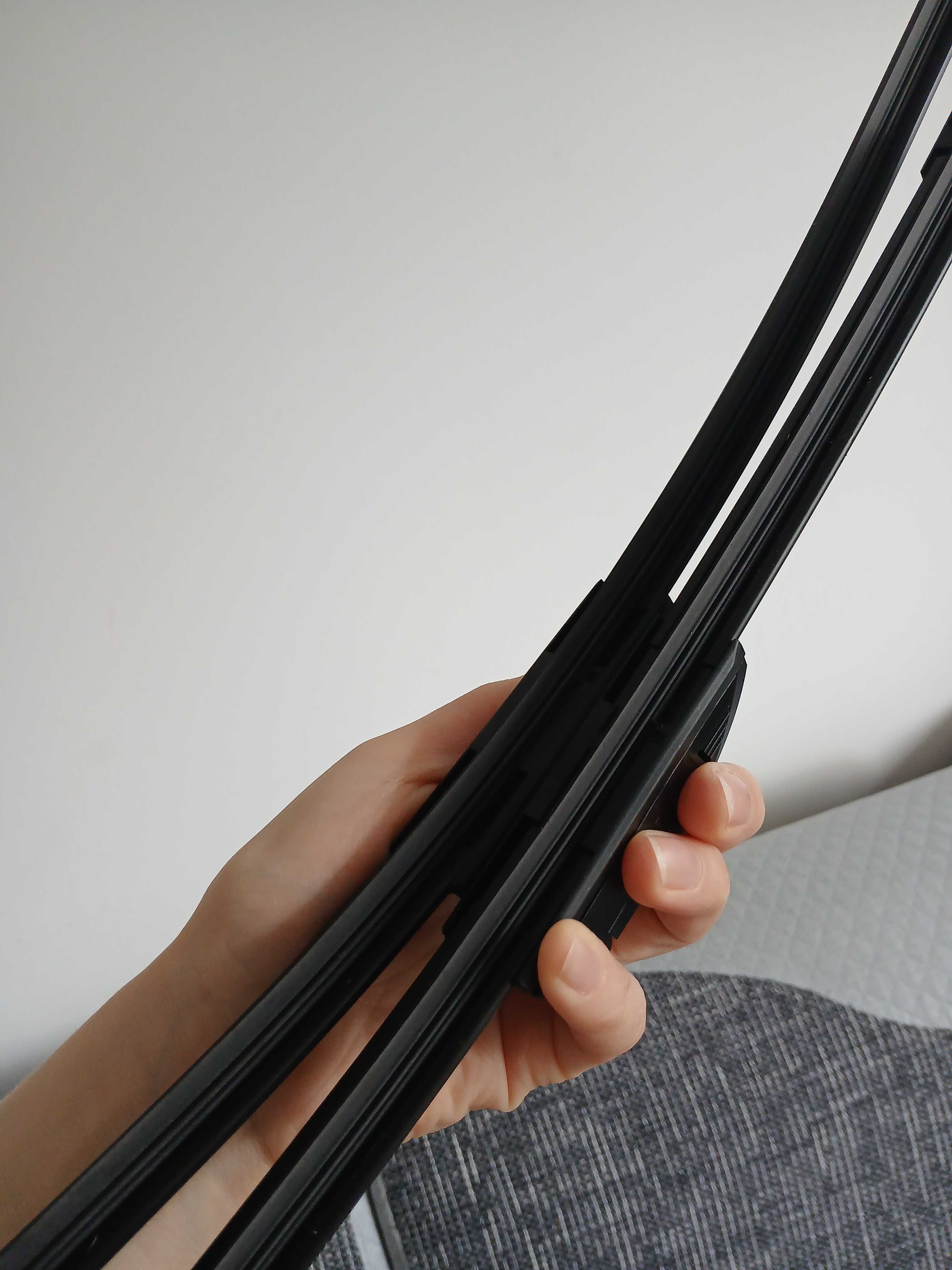 Nowe wycieraczki Bosch Aerotwin AR 601 S – komplet.