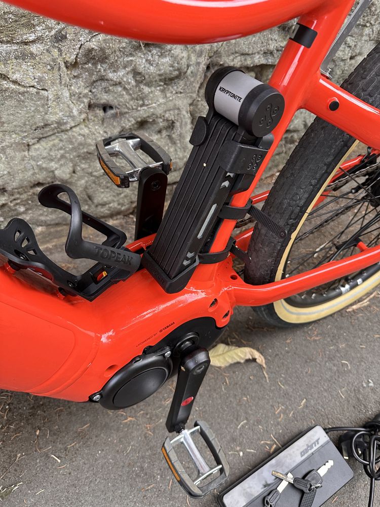 GIANT Momentum BVida E Ebike Yamaha jak NOWY Rower elektryczny