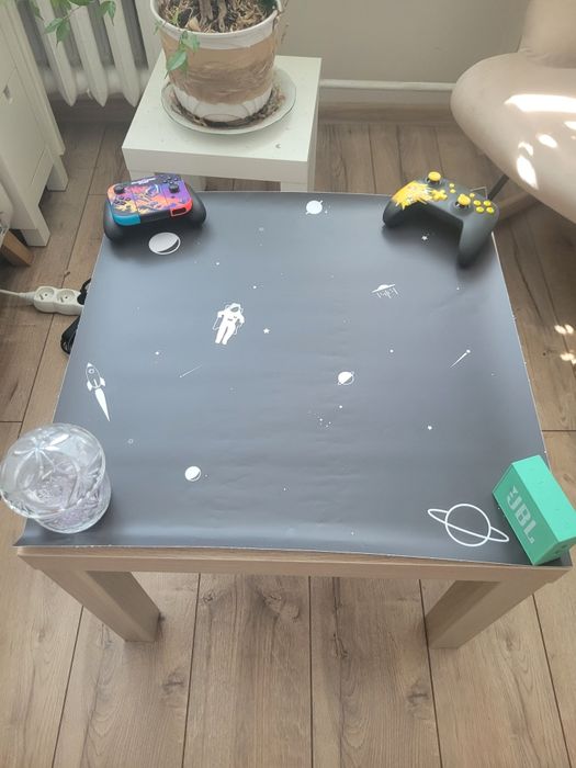 Naklejka na stół IKEA Lack (55×55 cm), winylowa, nowa, wzór: kosmos