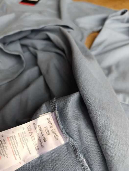 Sweter t-shirt Pierre Cardin męski
Size L Regular Fit z długim rękaw