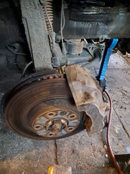 Zaciski hamulcowe kpl. 18ZR 18ZL Audi Q7 4L  3.0tdi