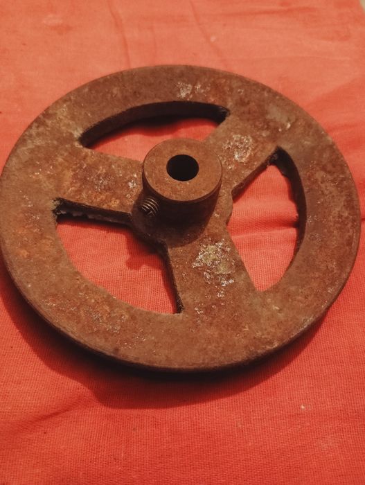 Шків стальний діаметр 116 мм, під вал 10 мм