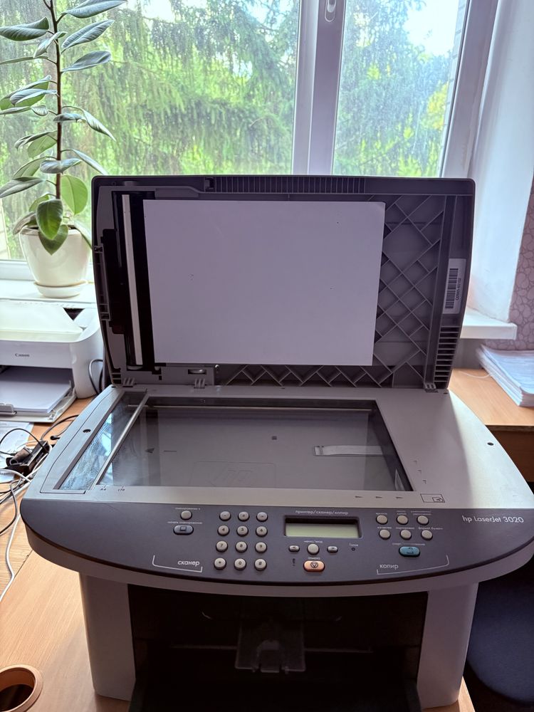 Продам принтер марки “HP” Laserjet3020 у ДУЖЕ ГАРНОМУ СТАНІ