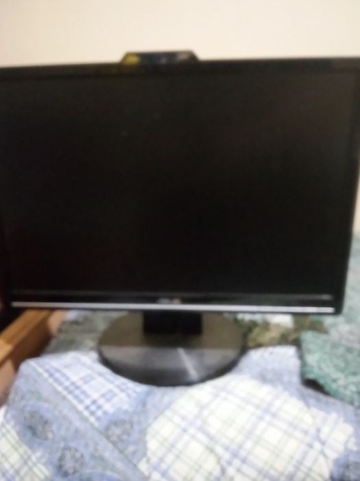 Монитор с веб камерой