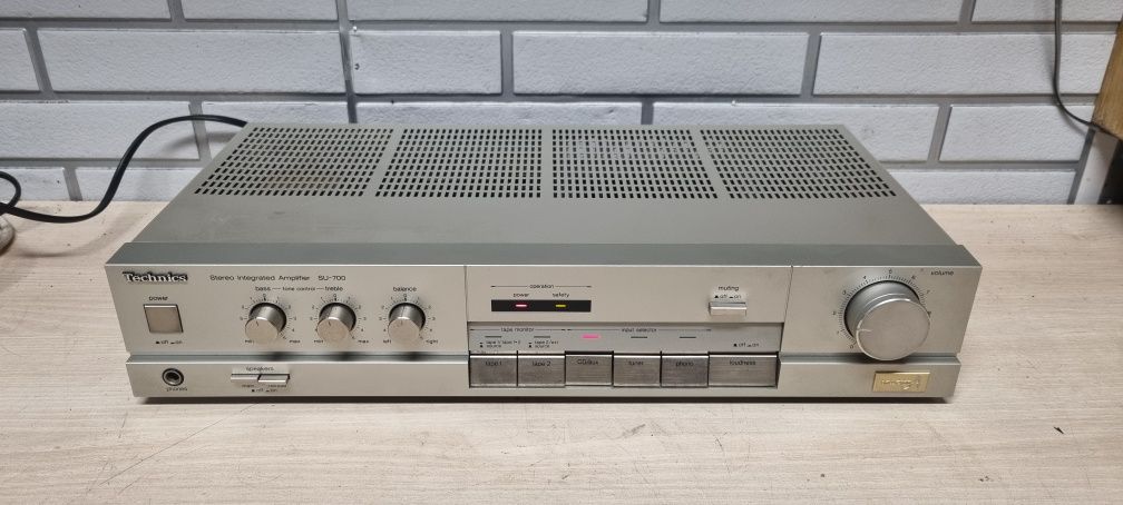 Wzmacniacz HI-FI stereo TECHNICS  SU-700 CLASA  AA. Japan