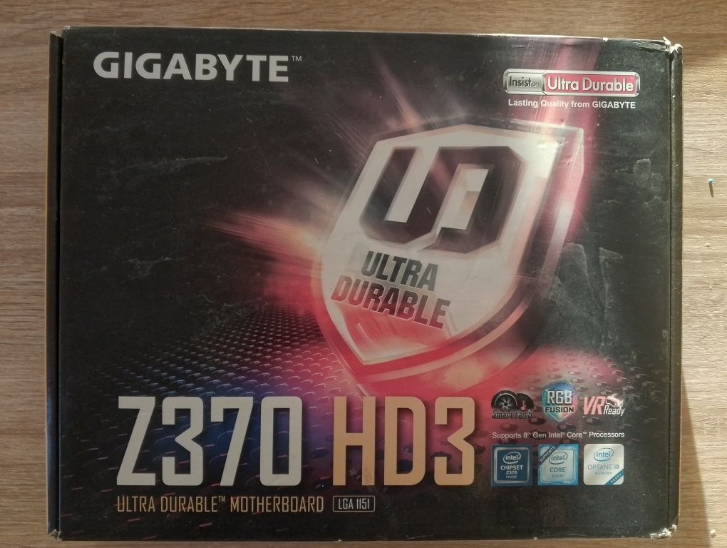 Gigabyte z370 hd3 + intel core i5 9600k