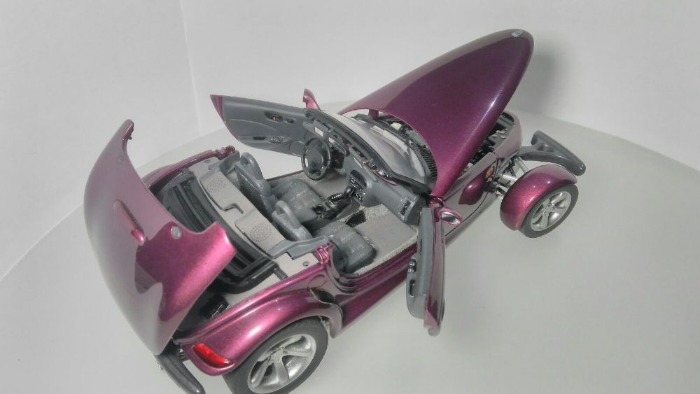 Модель 1/24 Plymouth Prowler Danburi Mint