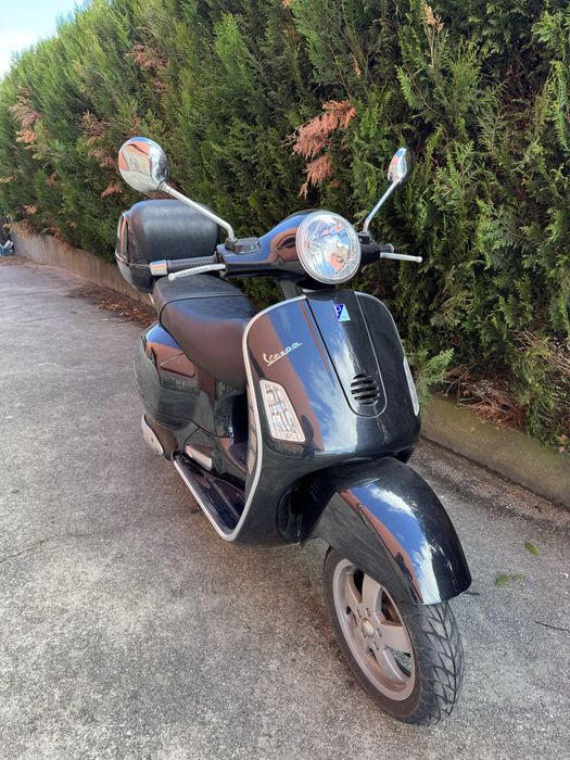 Vespa Granturismo 200cc