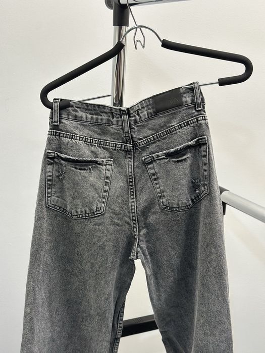 Широкі сірі джинси 34р