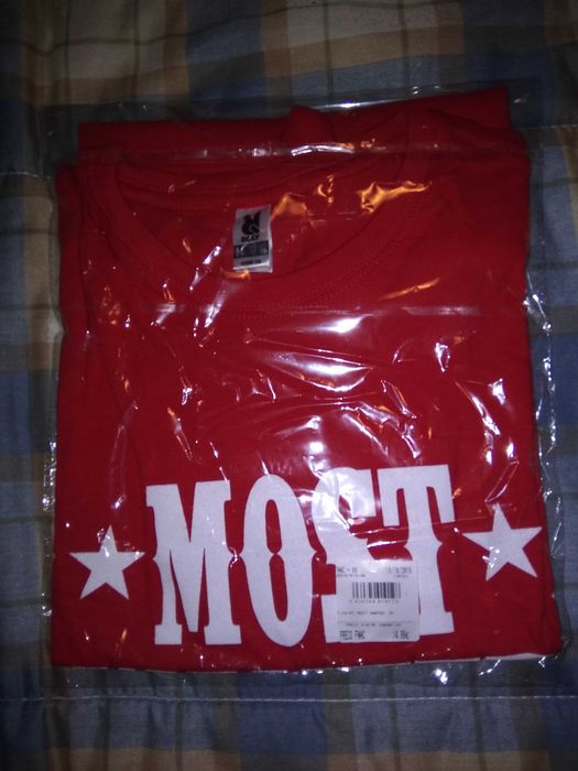 T-Shirt - red dead redemption Playstation Oficial