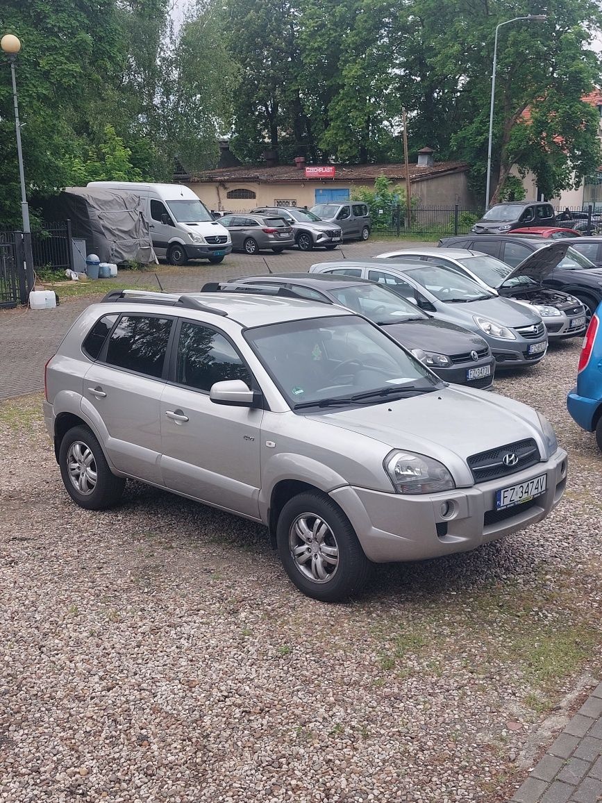Hyundai Tucson 2,0crdi 4x4 2009 r z webastem