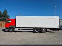 Mercedes-Benz Axor  AXOR, agregat Thermo King, 3 osie, zabudowa 8,40 m, winda 62 000 netto