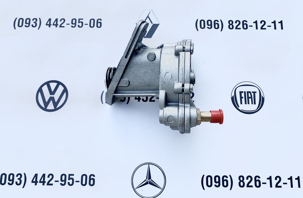 Насос вакумний VW Lt T4 Crafter 2.5 Фольксваген Лт Т4 Крафтер