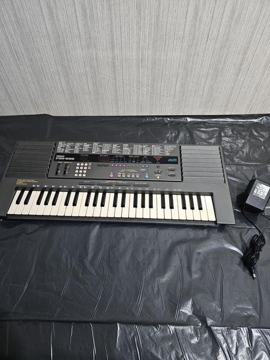 Сентизатор Yamaha PSS-595