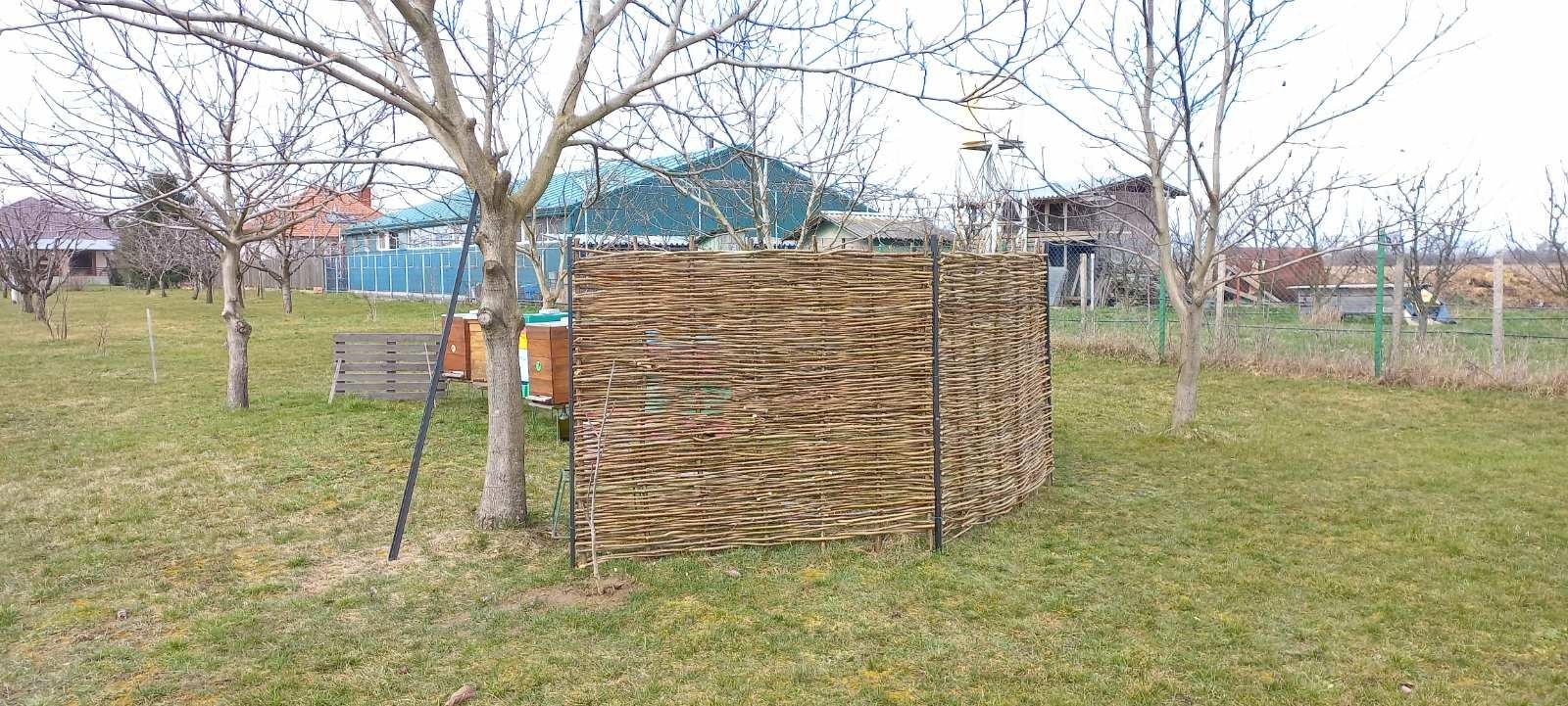 Ліщина плетений тин,огорожа,забор