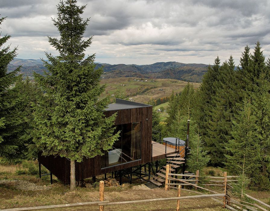 Котеджі в Карпатах під інвестиції / продаж бізнесу повністю