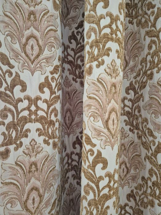 Тканина оббивка чи штора, цупка